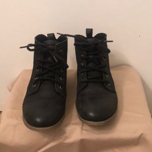 Steve Madden Black Flat Booties